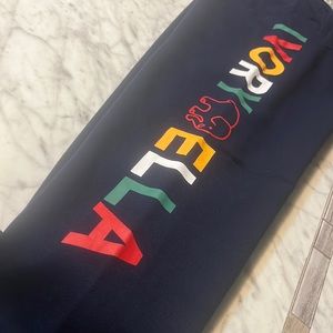 Ivory Ella Women’s Joggers